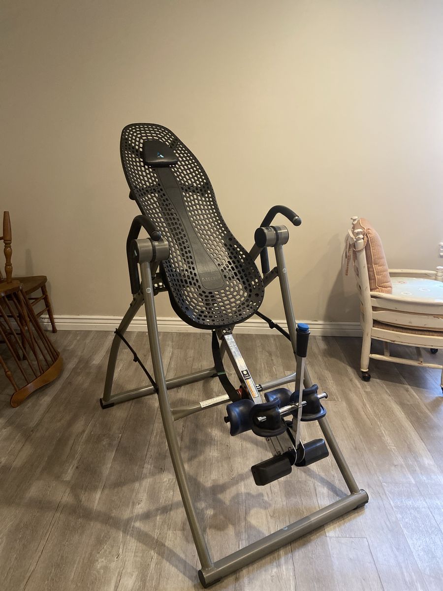 Inversion Table / Back Teeter
