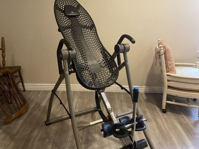 Inversion Table / Back Teeter
