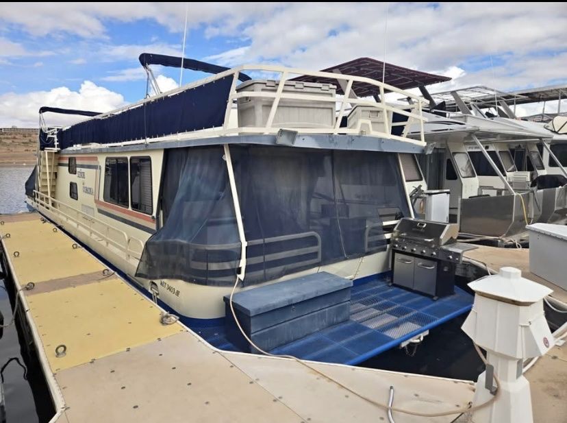 1987 Boatel 53ft Entire House boat for sale for only $59,000
