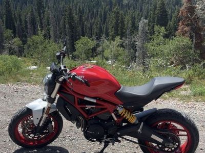 2017 Ducati Monster