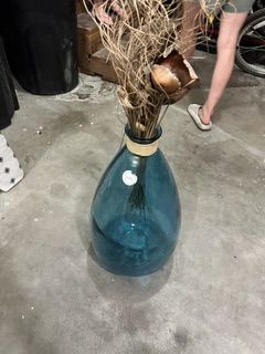 Large glass vase---floor