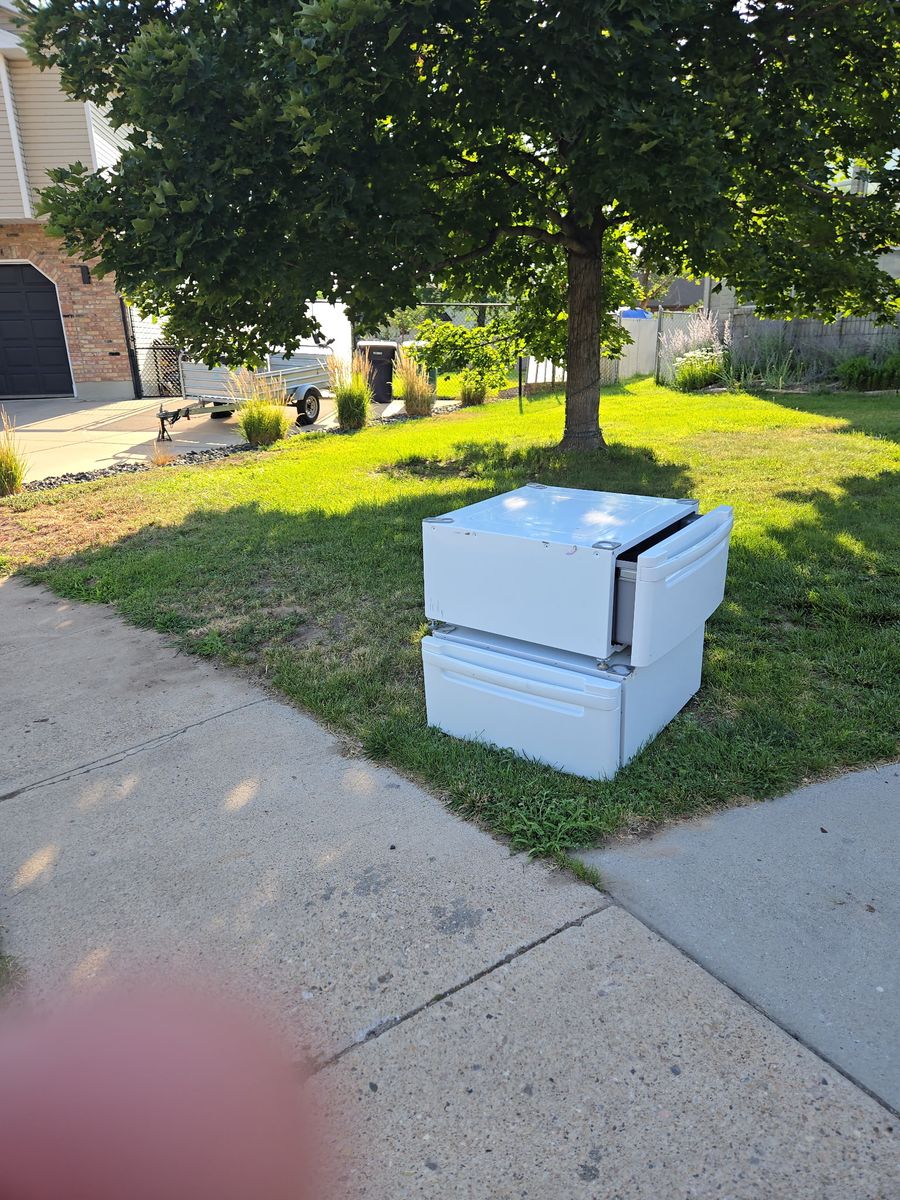 Washer Dryer pedestal