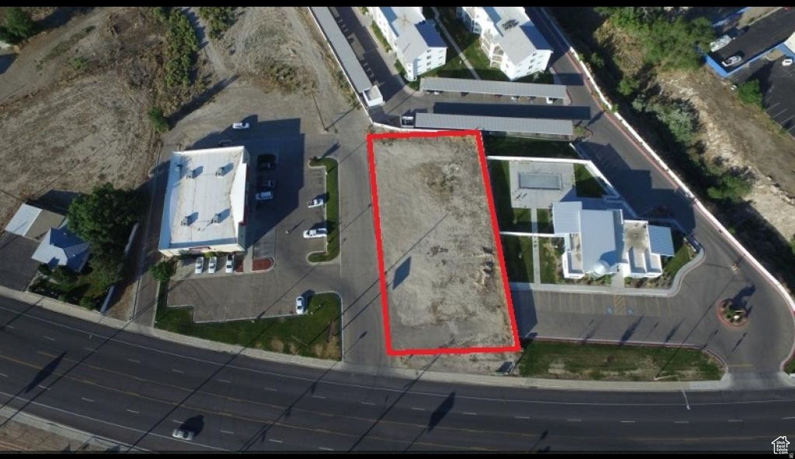 Lot available on Main St. !