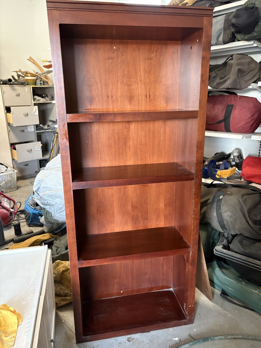 Shelf cabinet