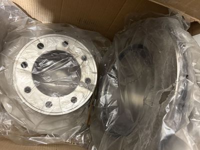Ford Motor Super Duty Rear Rotors and Brake Pads 2005-2012