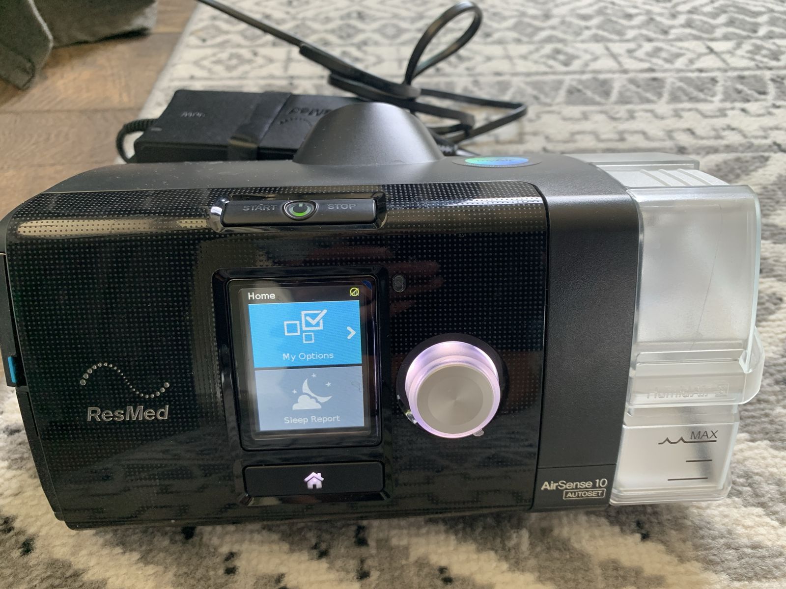 129 Run Hours ResMed AirSense 10 AutoSet CPAP Machine with Humidifier, Power Supply, & Travel Case -like new 16 days of use.