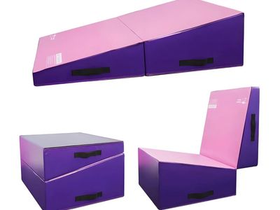 New in Box Kangaroo Hoppers Gymnastics Tumbling Cheese Wedge Mat (M/L)