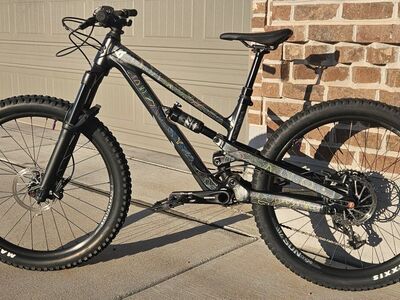 2021 YT Jeffsy Primus 24 Kids Mountain Bike