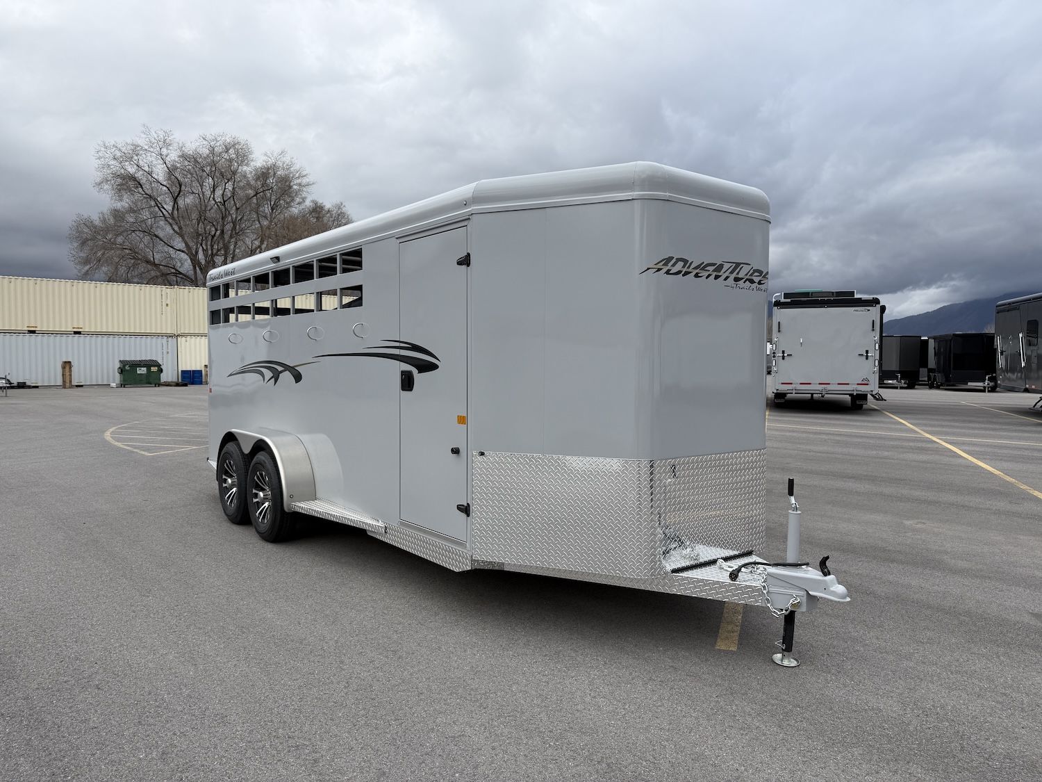 2026 Trails West Adventure II 4-Horse