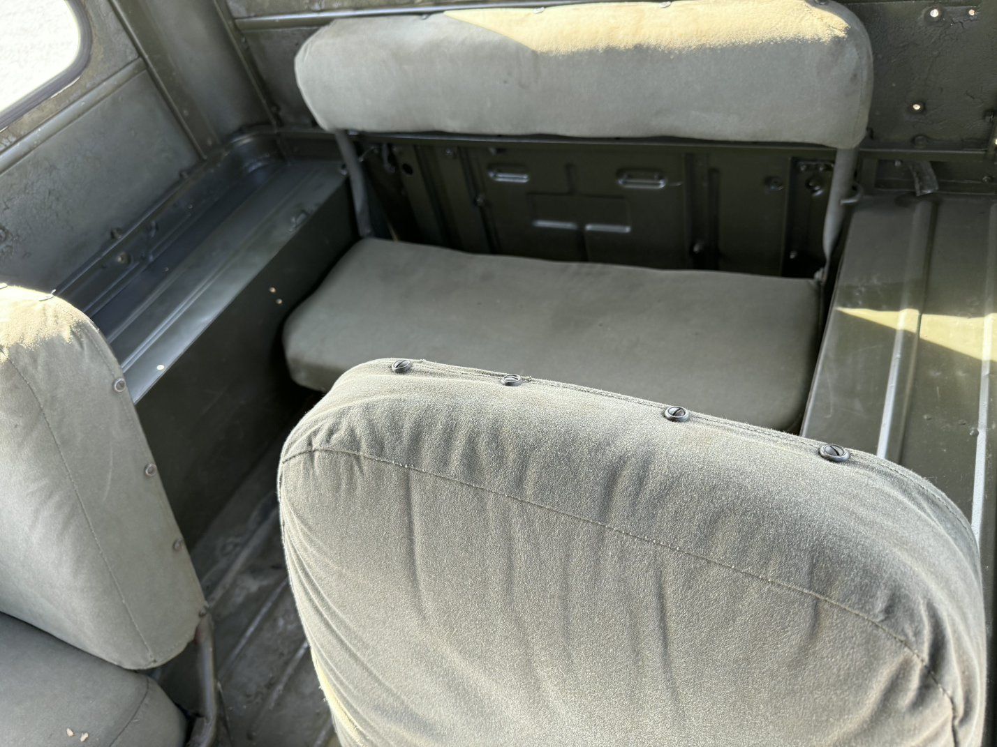 Main image 7