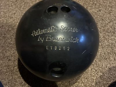 Bowling Ball With Bag