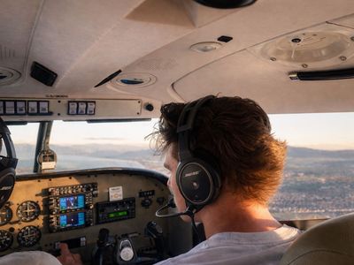 Flight Instruction - Get your Pilot license!