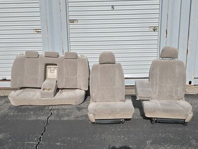 2000 to 2004 Toyota Avalon seats