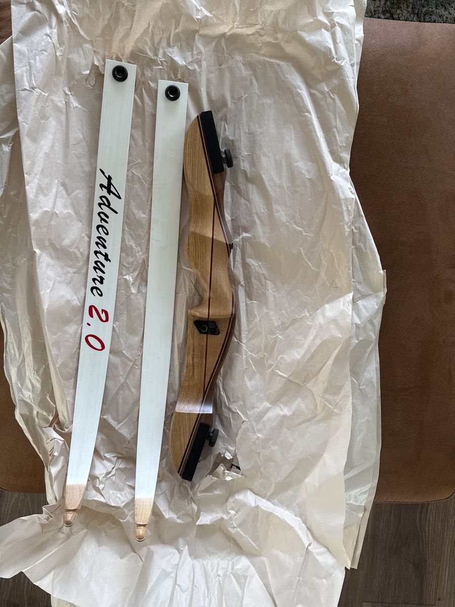 Recurve bow