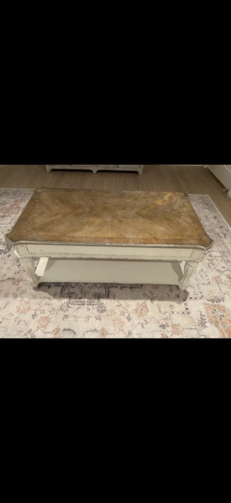 Main image 2