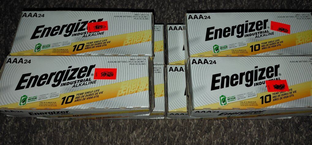 (192) Energizer AAA Batteries  Triple A Alkaline