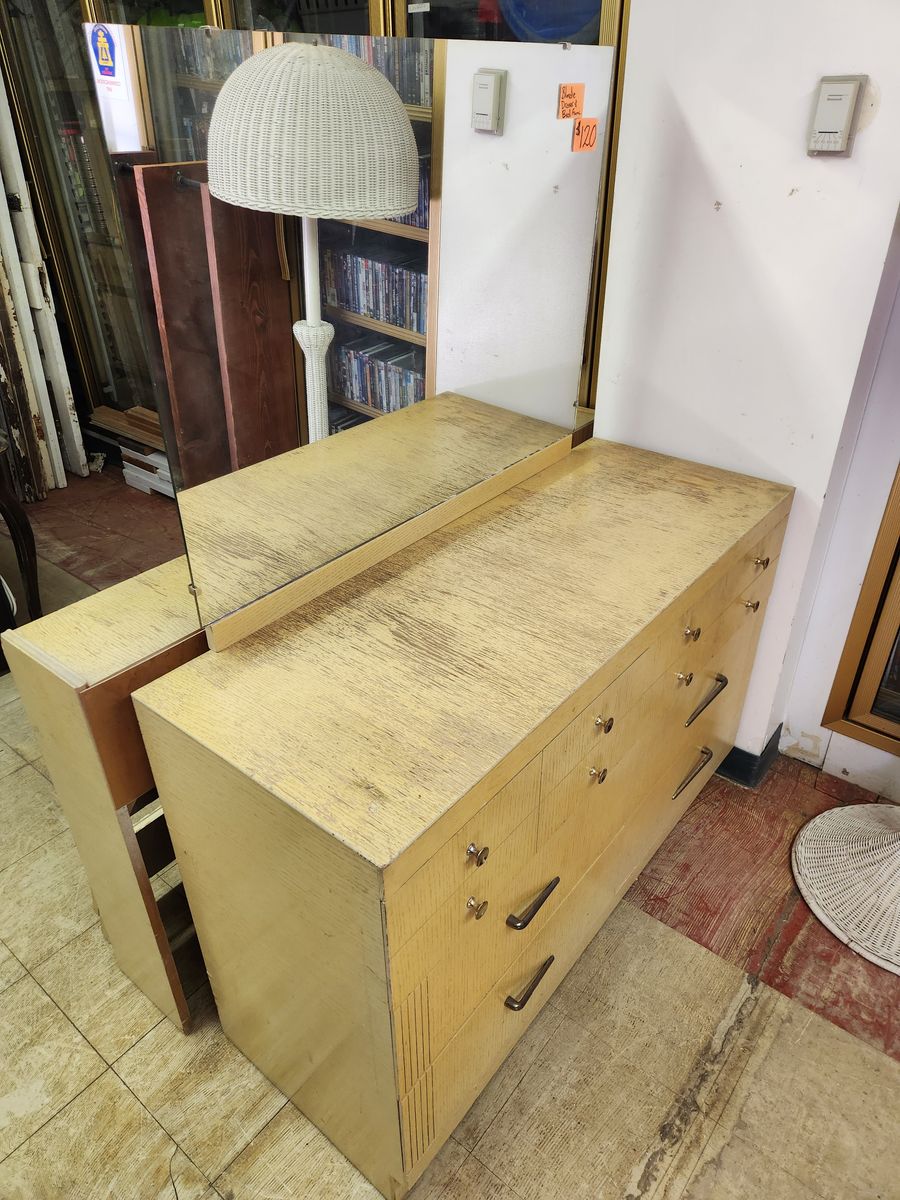 Antique Blondie Dresser and Bedframe (Full)