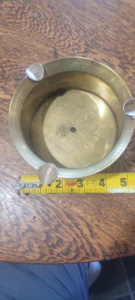 Vintage Brass Ashtray with Philippine Commonwealth Coin Accents - 4.5" Diameter. Its very heavy cam from a colonel.
