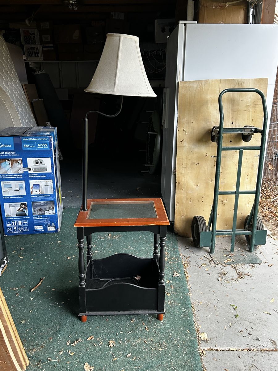 Side or end table with attached lamp. Free