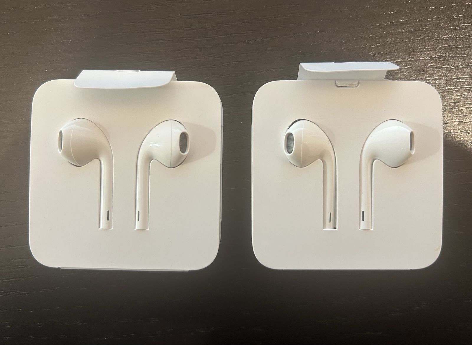 Apple earbuds (corded) - FREE