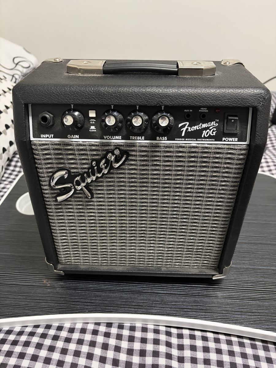 Squier Frontman 10G Electric Guitar Amplifier