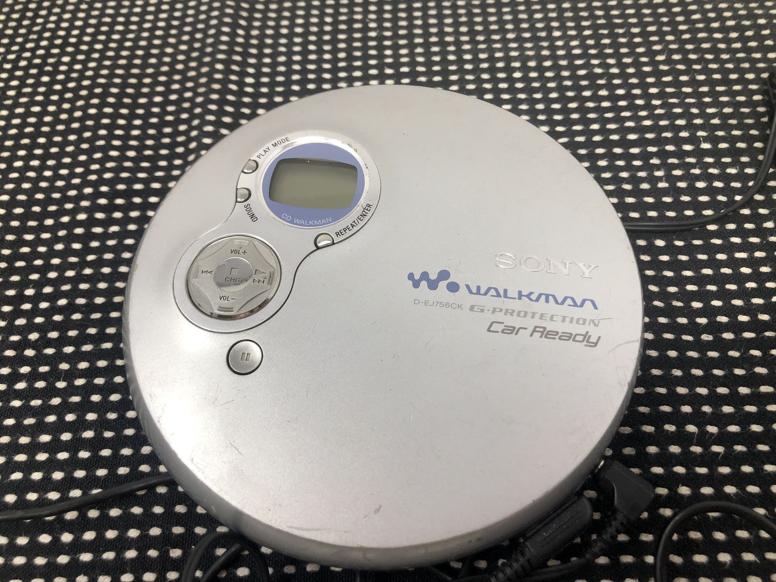 Sony CD Walkman D-EJ756CK Portable CD Player - Car Ready Kit