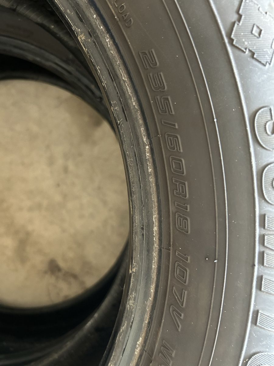 235/60R18 Sumitomo HTR A/S P03