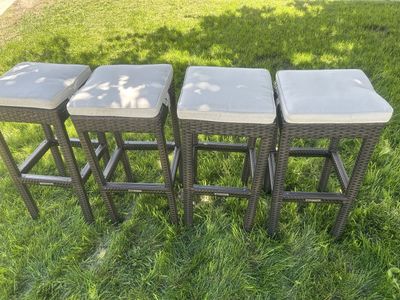 Set of 4 Frontgate Palermo Outdoor Backless Barstools - Luxury
