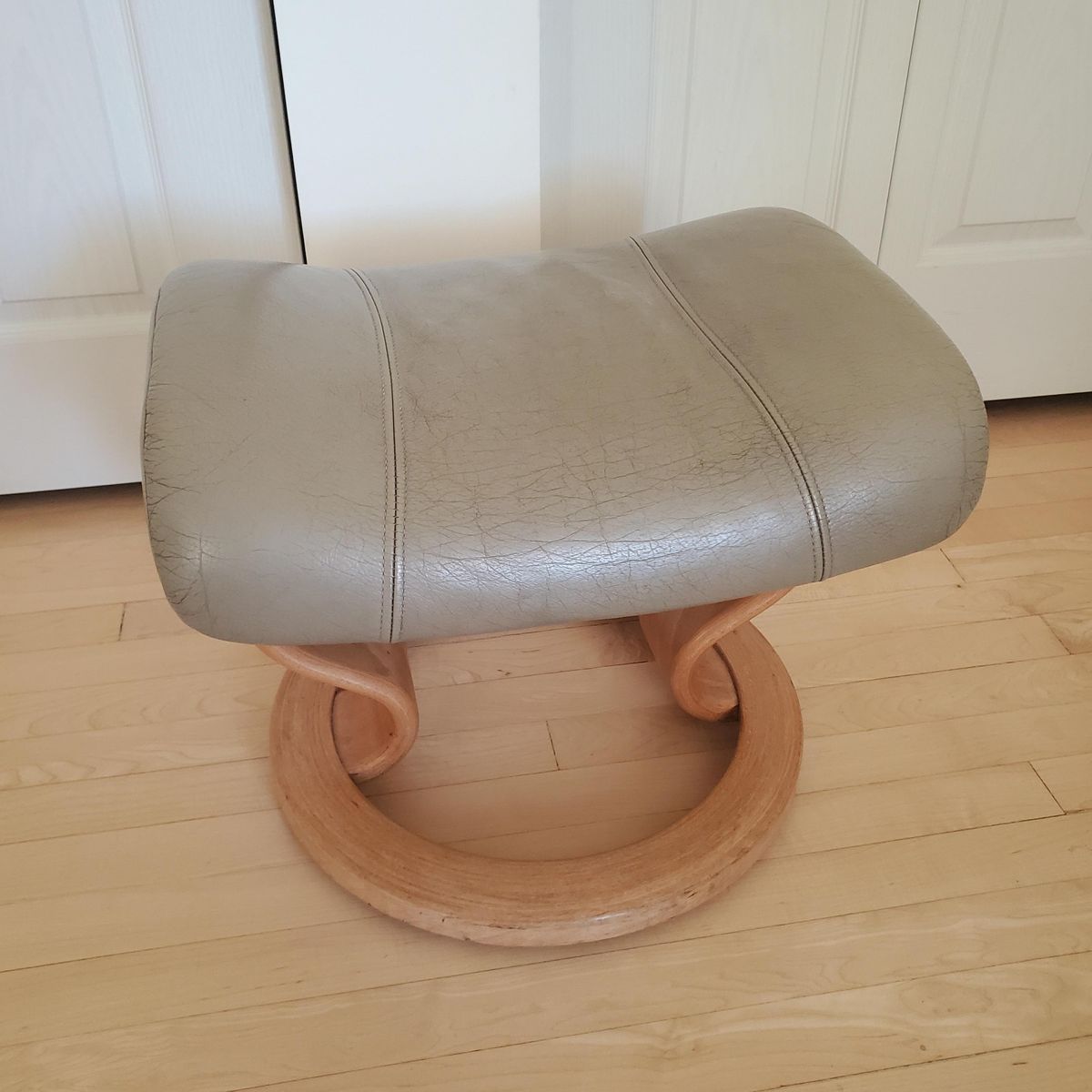 Ekornes Stressless Leather Footstool Ottoman