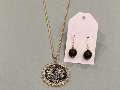 Black & Gold Pendant Necklace And Earrings