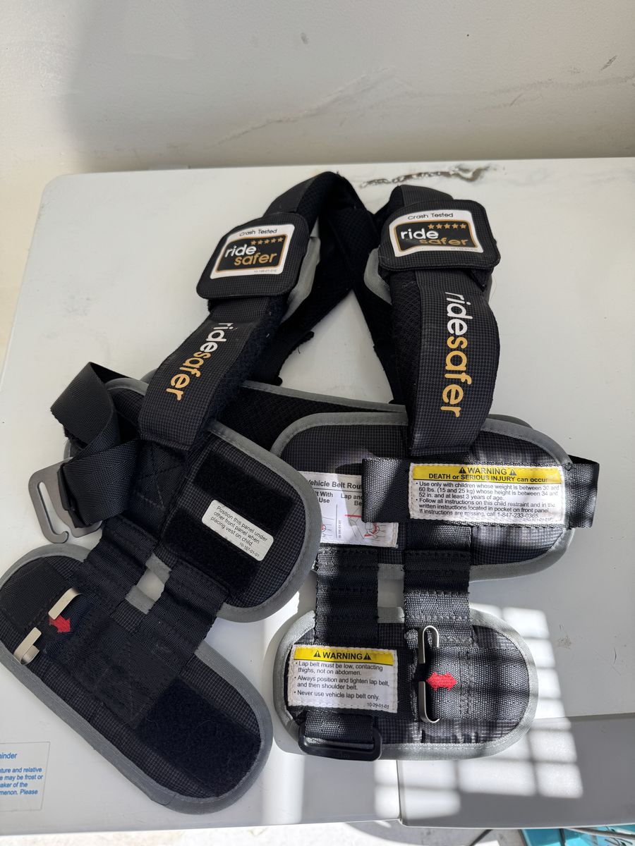 Ridesafer travel vest for the car