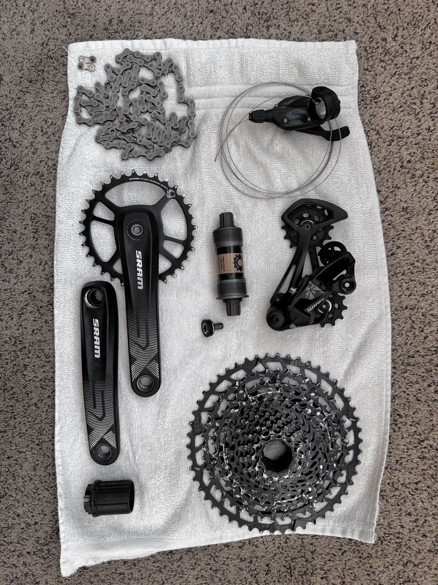 Under 250 miles, LIKE NEW Complete SRAM SX Group Set Drivetrain with NX Derailleur