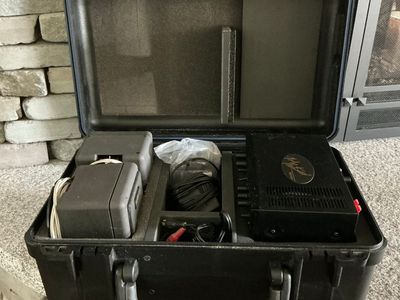 Cambridge Soundworks Mick Fleetwood Signature Model Twelve Bass Case, Satellite Speakers