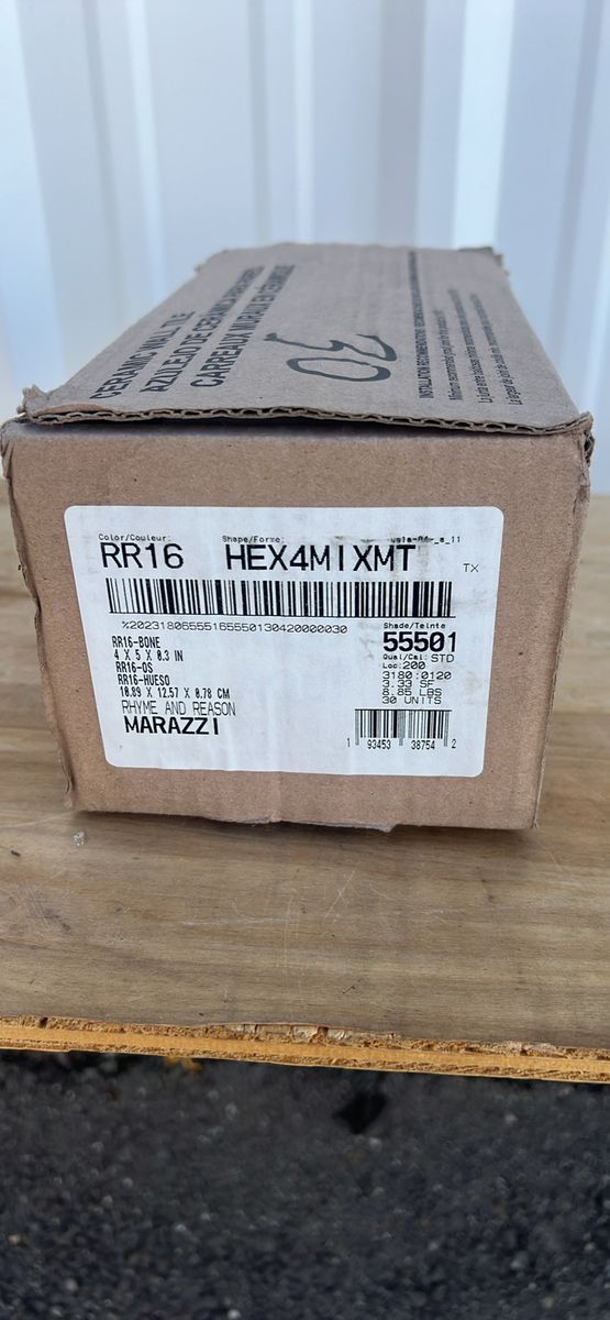 Marazzi RR16 Hexagon Ceramic Wall Tile in RR16-05 Creme/Sand - New Open Box