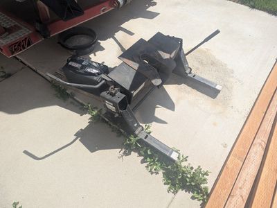 Reese sliding 5th wheel hitch