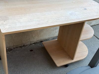 Craft desk