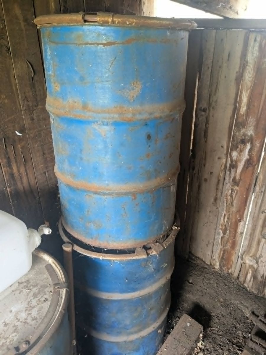 Main image 4