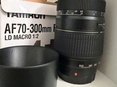 Tamron AF 70-300mm f/4-5.6 Di LD Macro 1:2 Camera Lens with Original Box & Hood