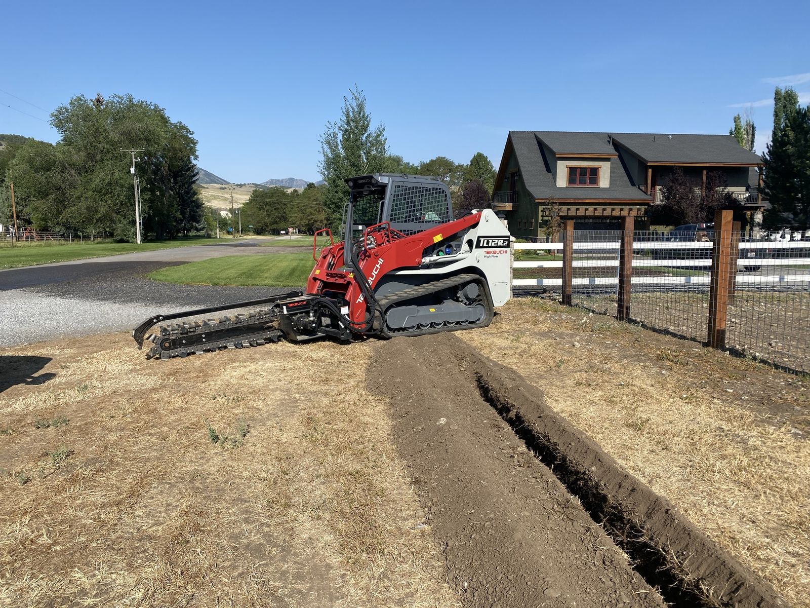 Skid Steer / Mini Excavator
