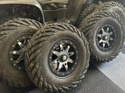 BeadLock Wheel and Tires