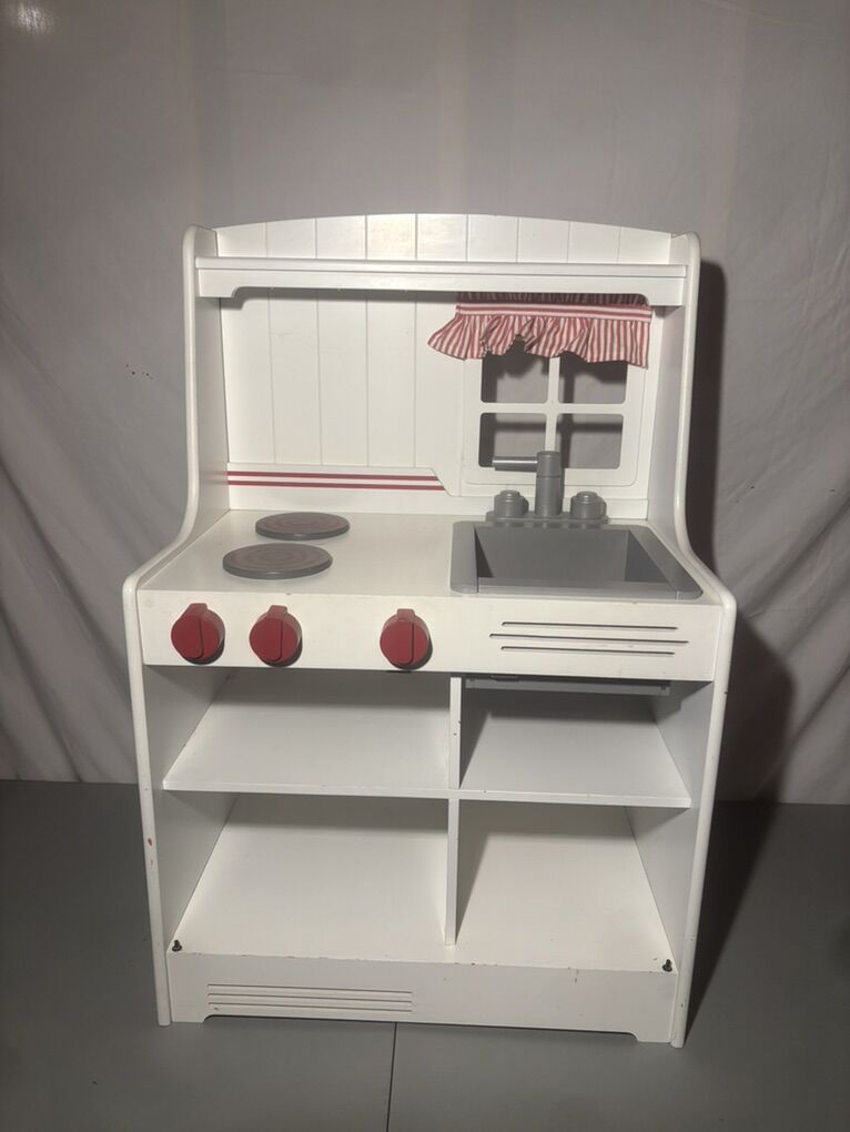 Wooden Play Kitchen From The Land Of Nod