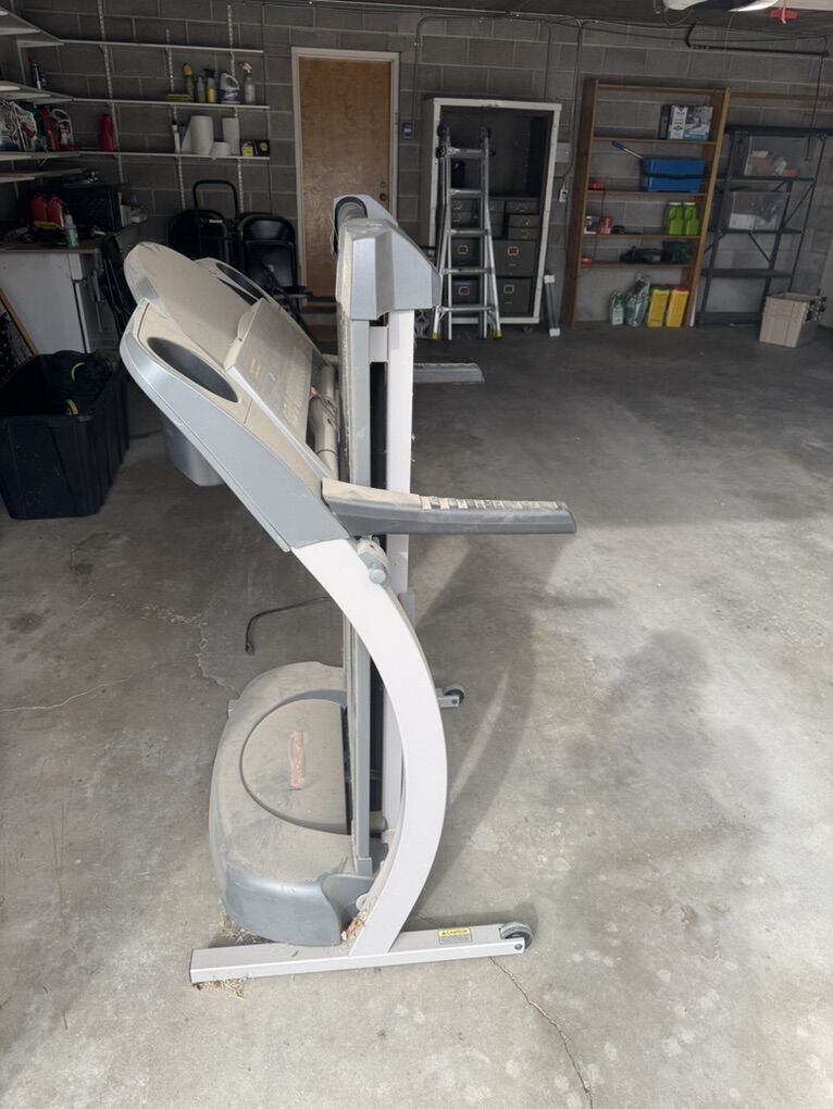 iFit Collapsible Treadmill (FREE)