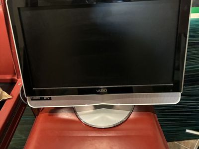 20" Vizio HDTV & Computer Monitor