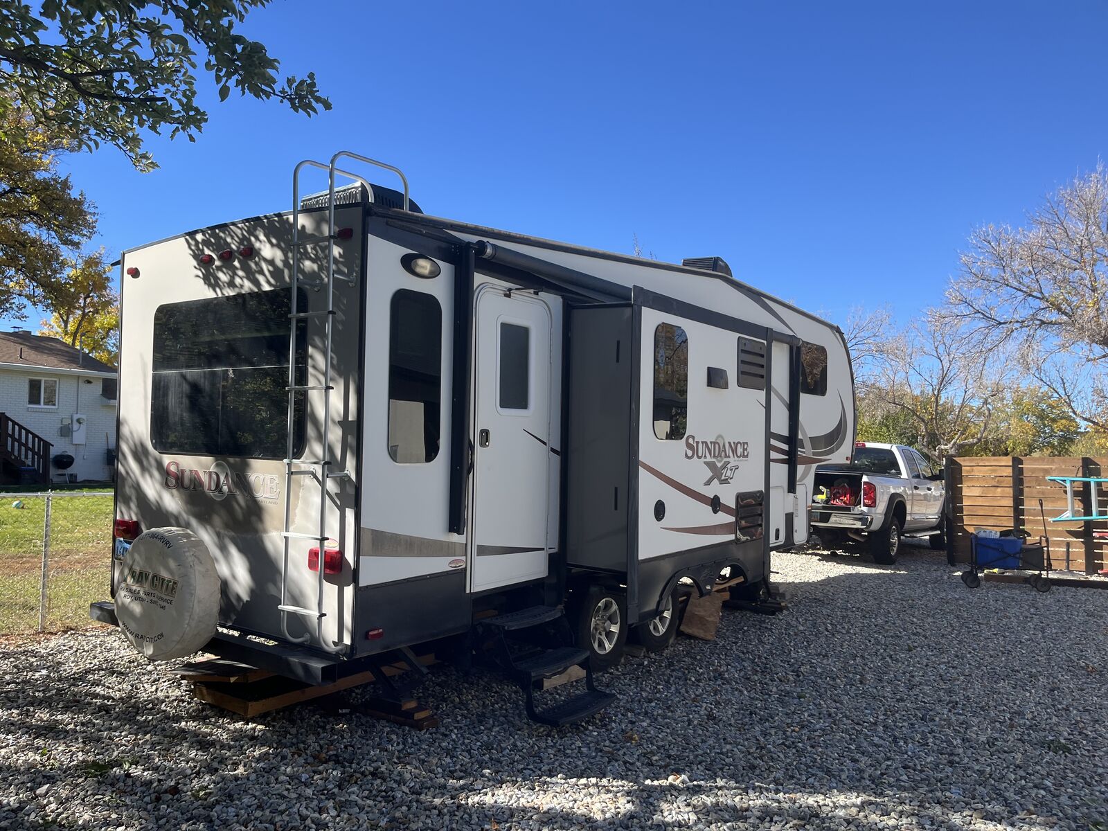2016  Heartland Sundance XLT  269TS 5TH Wheel