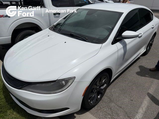 2015 Chrysler 200 S