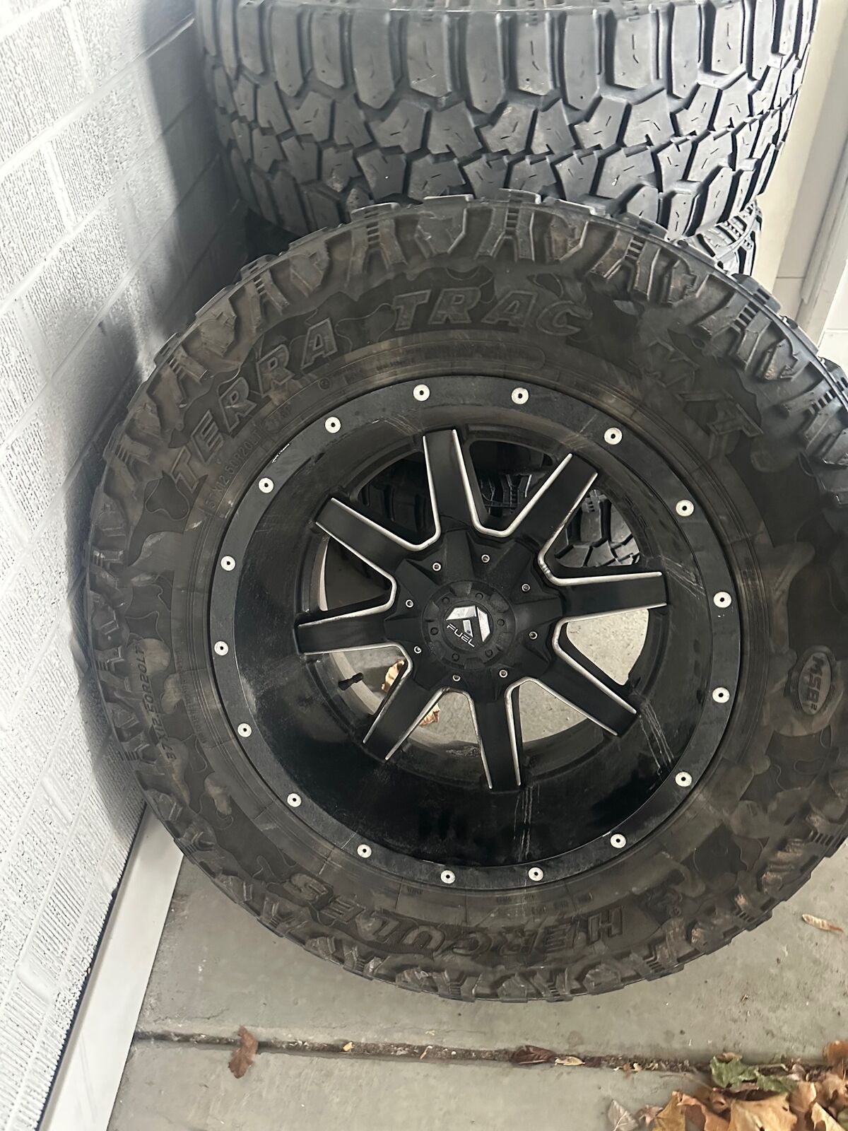 Fuel Wheels / Terra Trac MT