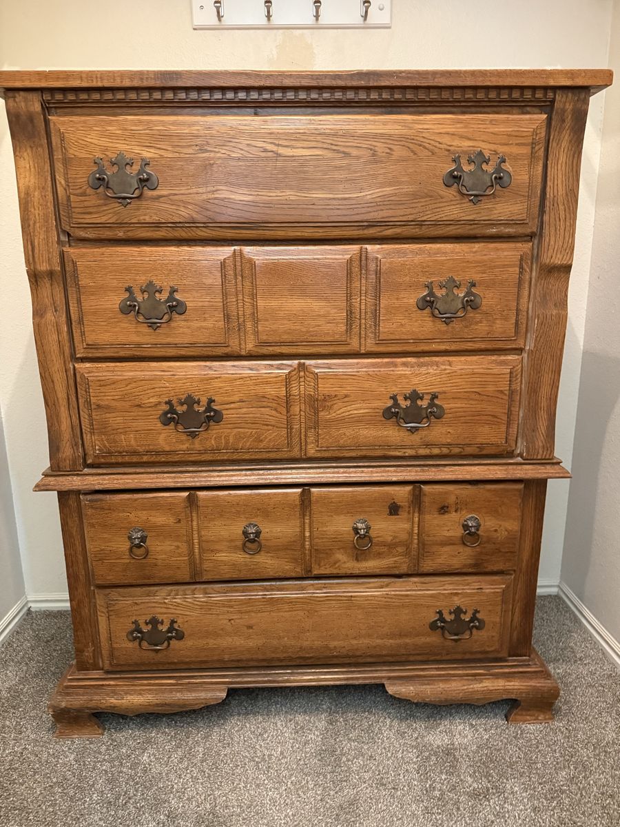 Vintage Solid Oak Highboy Dresser – 5 Drawer Antique Style