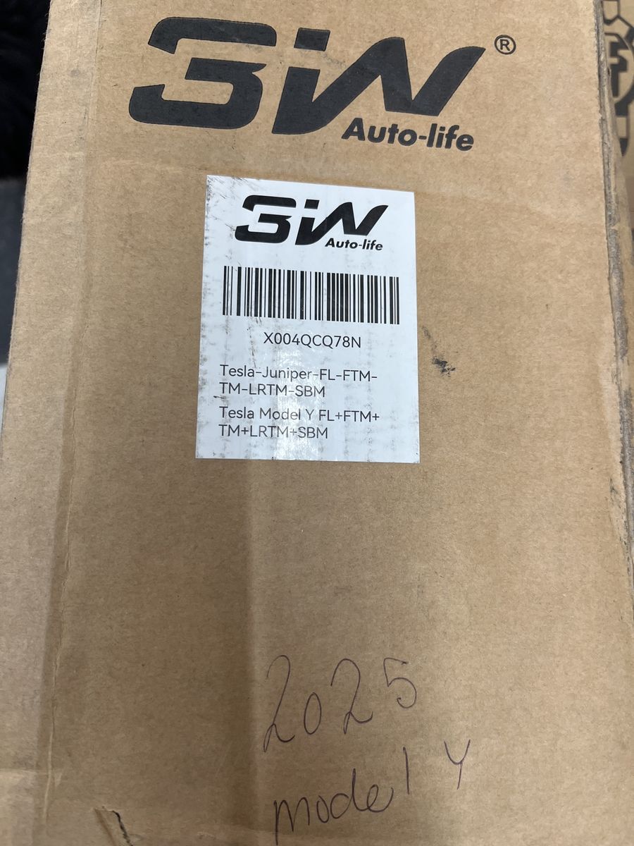 Tesla Model Y 2025 Mat Set