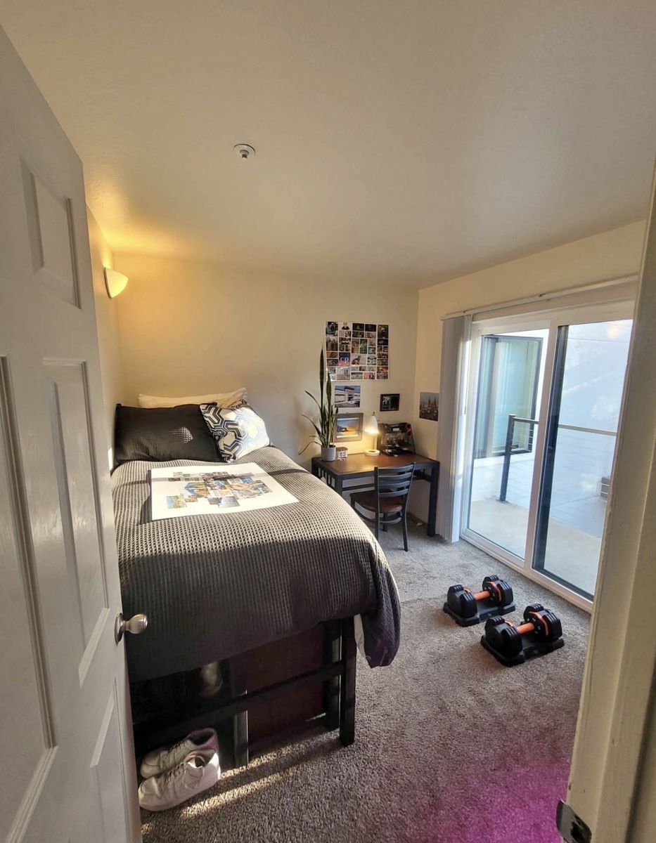 1 Bed 1 Bath Apartment