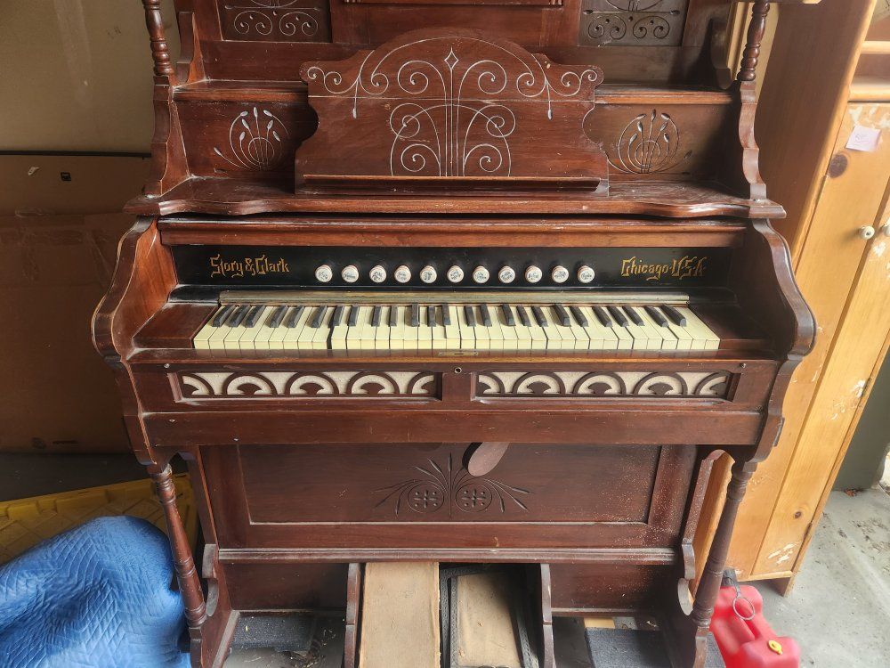 Antique Pump Organ